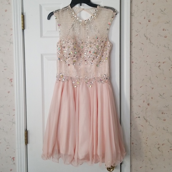 Windsor dress! - Picture 1 of 5